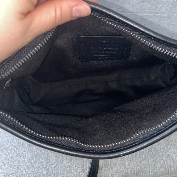 Coach F29960 Signature Jacquard Crossbody File Bag Purse Raspberry - Picture 2 of 4